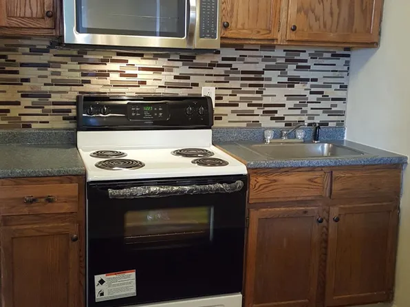813 Wood St APT 3, Pittsburgh, PA 15221