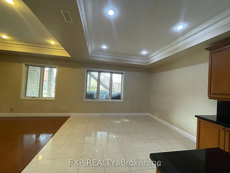 122 Centennial Rd #BSM — Photo 4