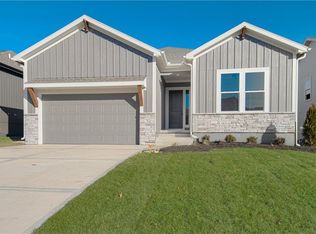 1508 SW Arborpark Ter, Lees Summit, MO 64082