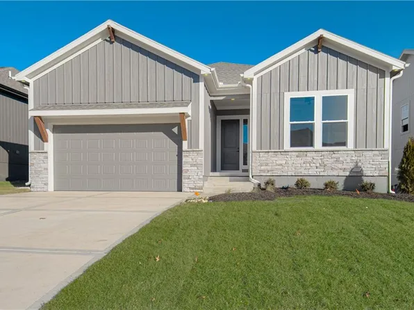 1508 SW Arborpark Ter, Lees Summit, MO 64082