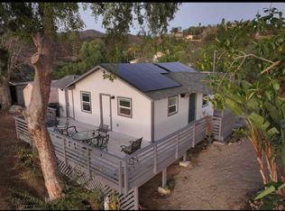 900 La Rueda Dr, Vista, CA 92084