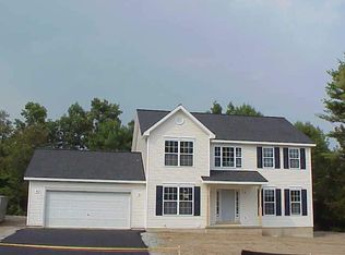 5 Cambridge Ct, Stillwater, NY 12170