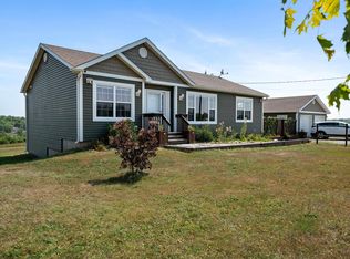 946 Lake Egmont Rd, Halifax, NS B0N 1Y0