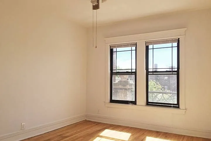 5237-5245 S. Kenwood Avenue — Photo 69
