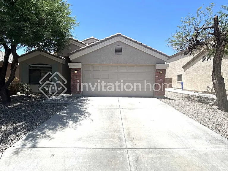 1834 S 106th Ave — Photo 1