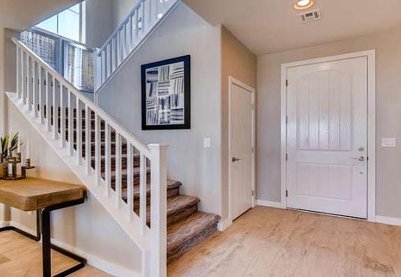 Woodside Homes - Dakota Plan - Model Home