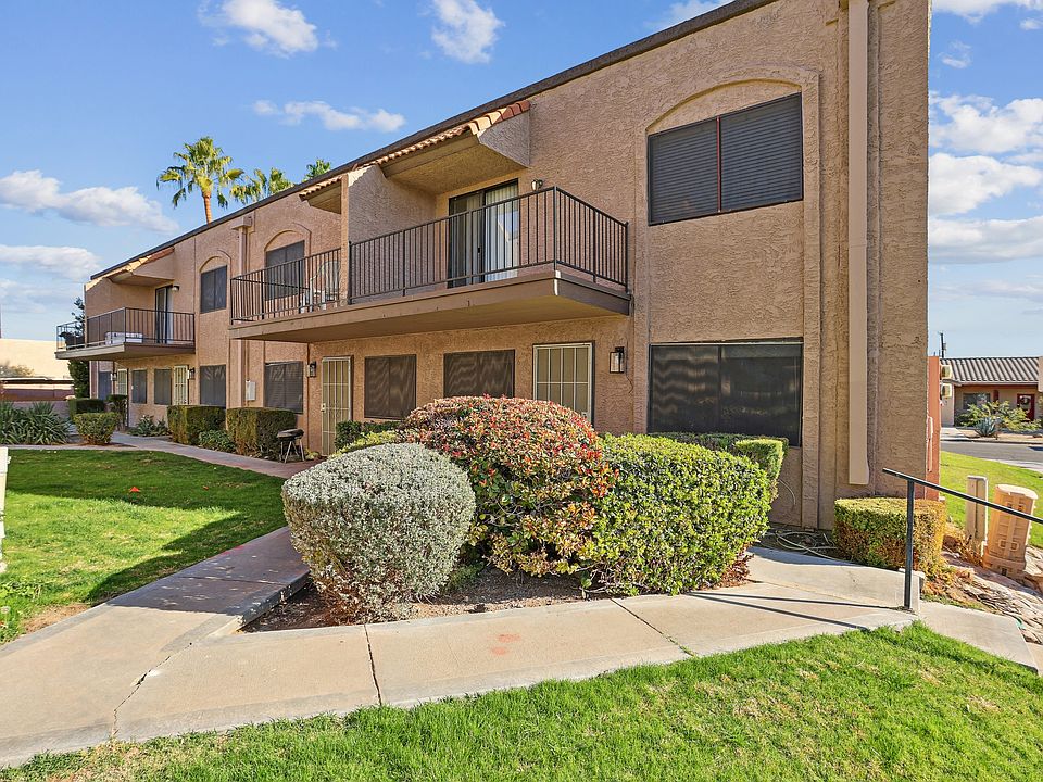 1st image of 890 N Poppy St APT 1