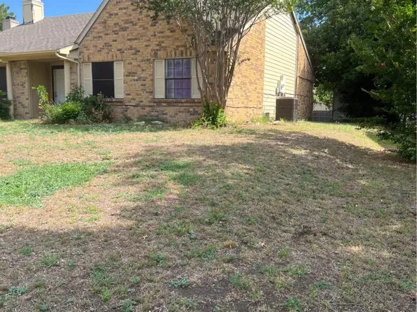 1013 Granite Ln, Desoto, TX 75115