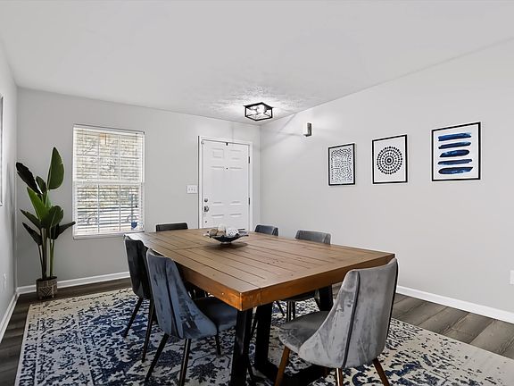 4th image of 7849 Ithaca Way