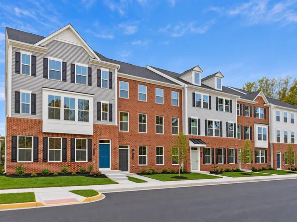 4423 Daisy Reid Ave, Woodbridge, VA 22192
