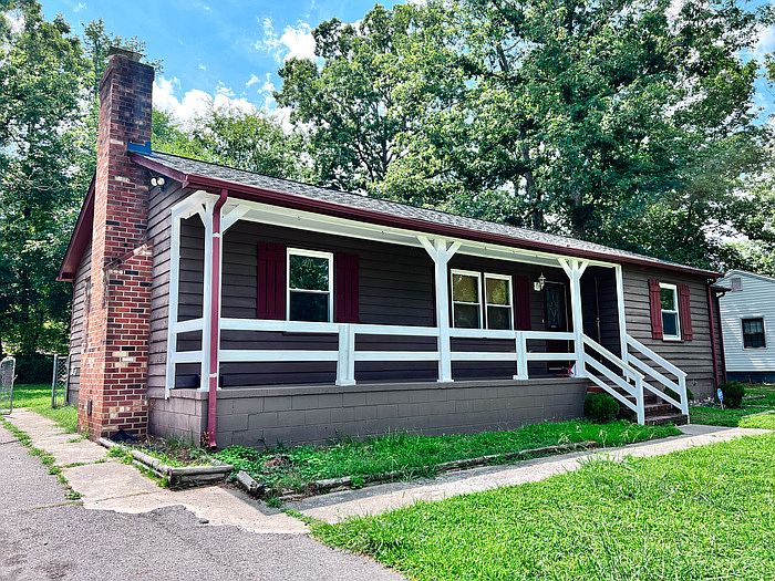 1st image of 542 Briarwood Cir