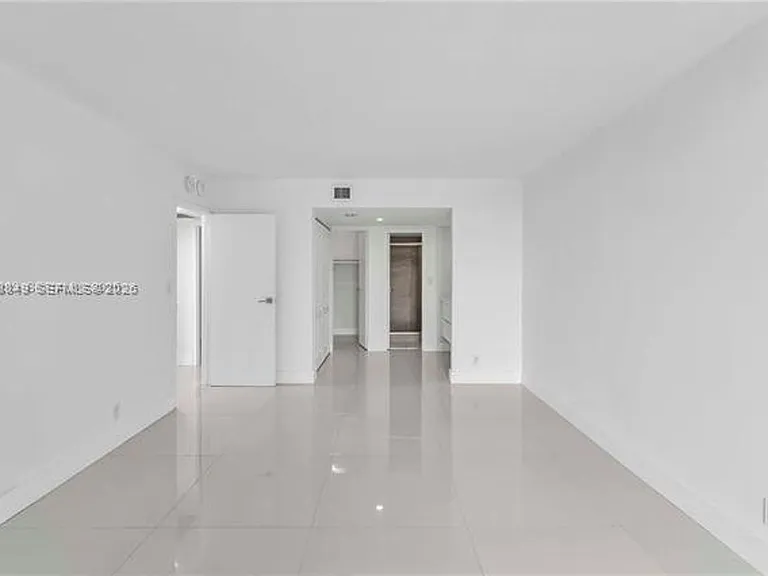 100 Bayview Dr #508 — Photo 11