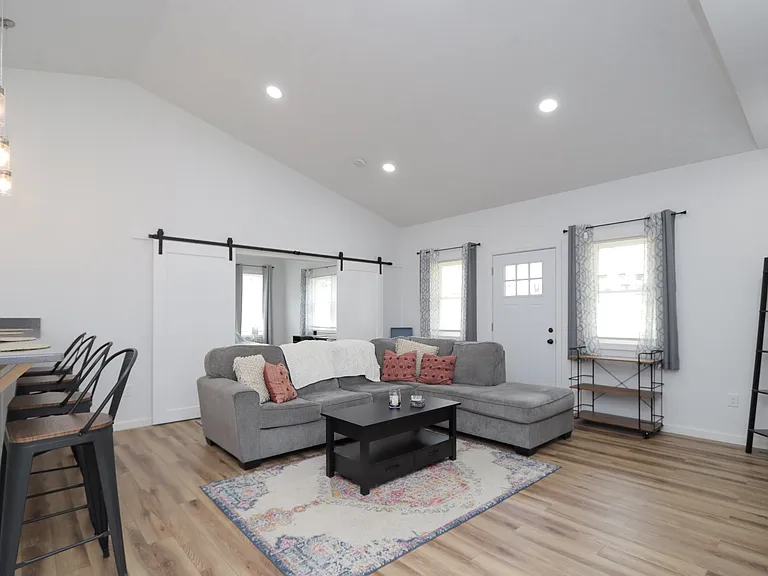 177 Thompson St — Photo 14