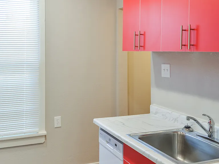 2313 3rd Ave S #2313 — Photo 3