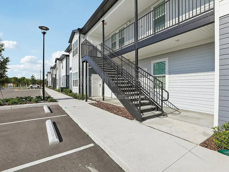 Venture Apartments — Photo 104
