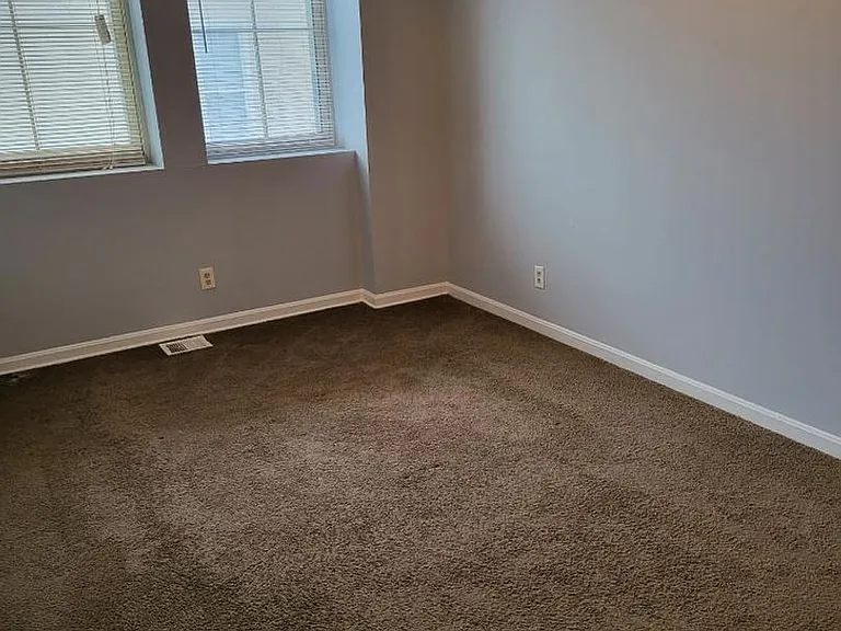 1524 W Market St — Photo 5