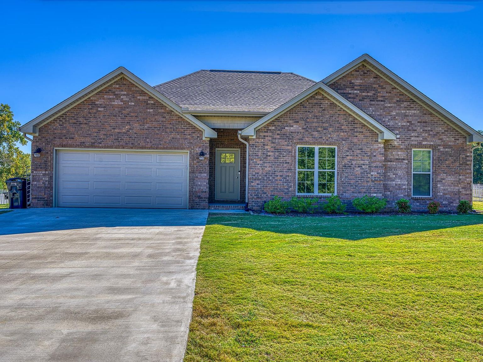 140 Eastwood Ln, Killen, AL 35645 Zillow