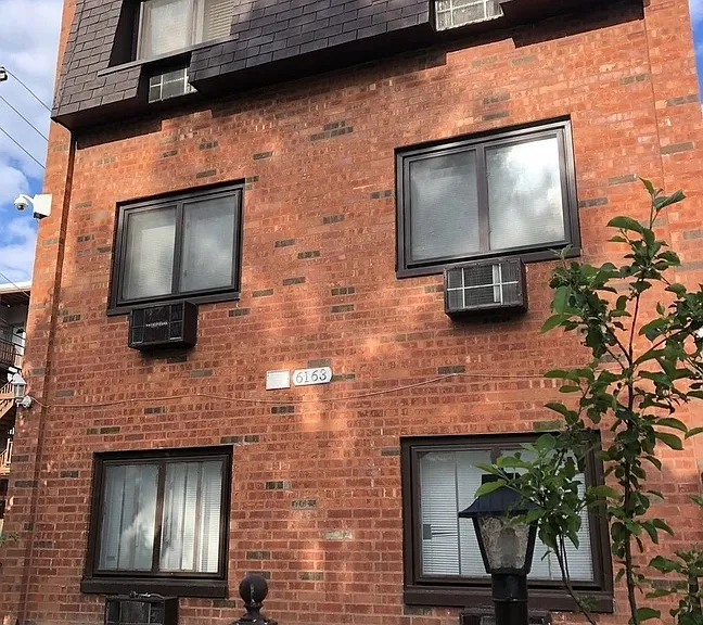 6163 N Leavitt St #B — Photo 9