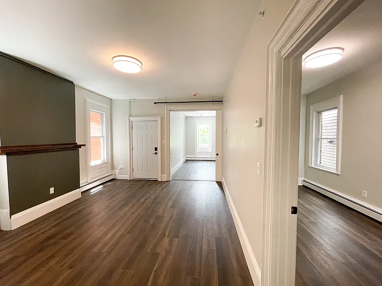 53 S Clover St #1 — Photo 6
