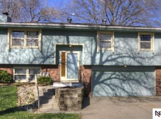 13129 Larimore Cir, Omaha, NE 68164
