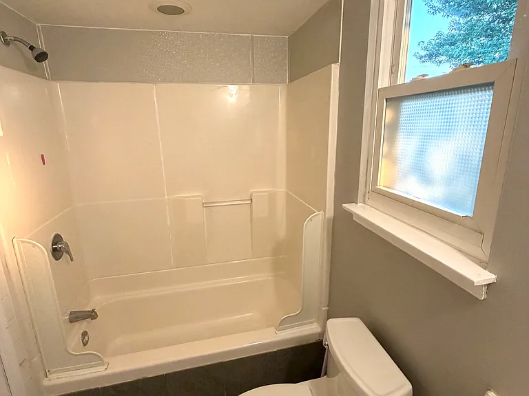 788 Maplecrest Rd — Photo 24