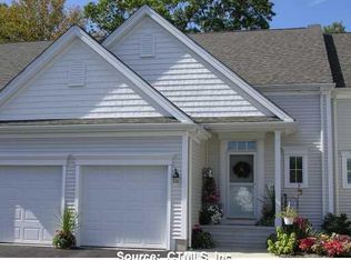 19 Meadowview Ct #44, Canton, CT 06019