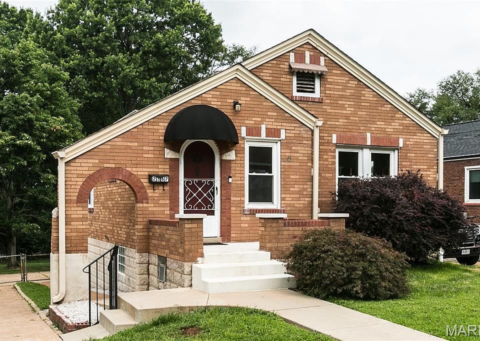1st image of 2367 Goodale Ave