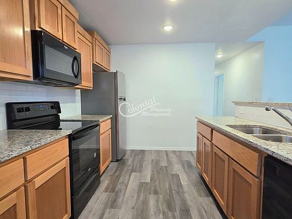 4th image of 3208 Stonewall Dr #A