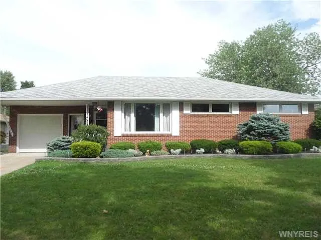 227 Mill Rd photo 1
