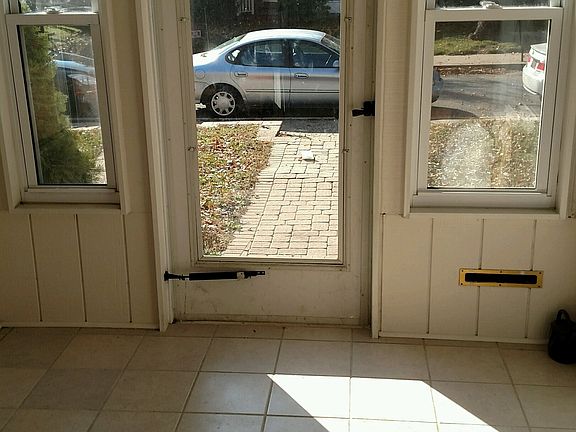 5th image of 2117 Biddle St