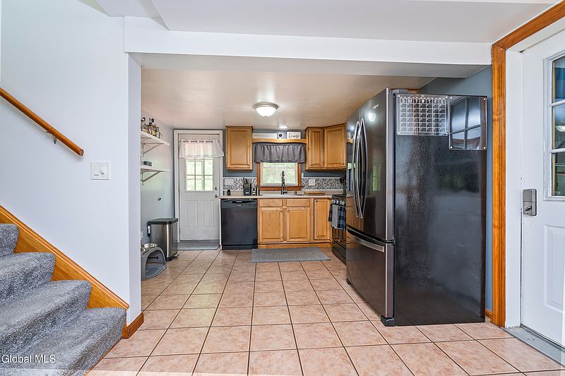 2nd image of 658 Bruno Road