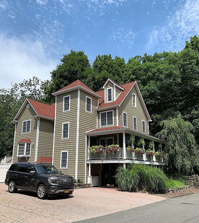 1st image of 6 Hamilton Ave