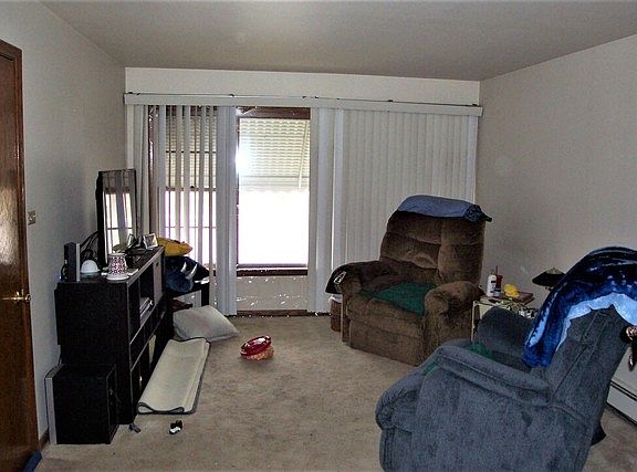 2nd image of 6154 S Narragansett Ave