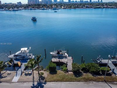 755 N Northlake Dr, Hollywood, FL, 33019