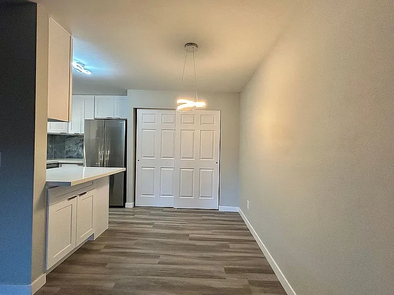 13772 NE 60th St — Photo 14