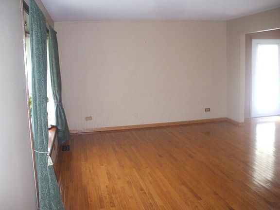 3rd image of 27878 W Bayview Dr