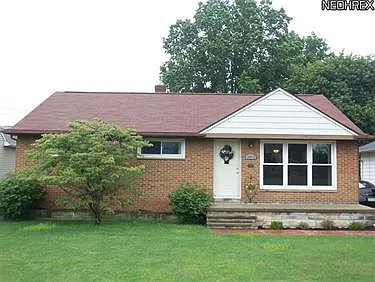 10212 Biddulph Rd photo 1