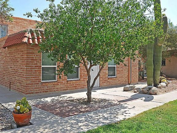 4th image of 6533 E Calle La Paz Unit A