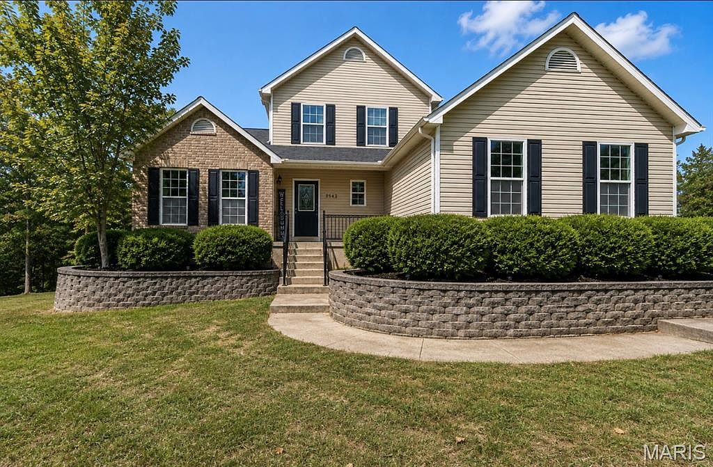 9543 Easy St — Raintree Country Club