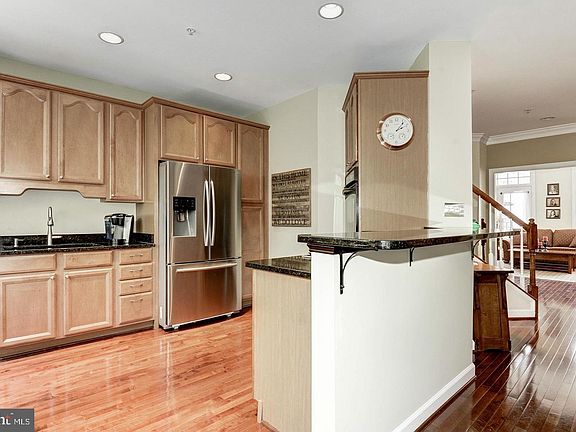 3rd image of 4623 Aspen Hill Ct