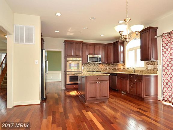 5th image of 24415 Broad Creek Dr