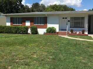 2745 Rainbow Cir N, Jacksonville, FL 32217