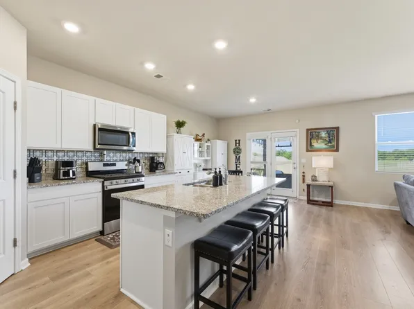 126 William Dylan Dr, Murfreesboro, TN 37129