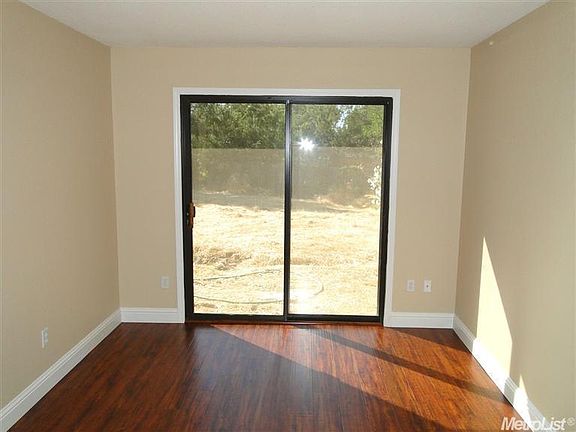 3rd image of 3564 Granby Dr