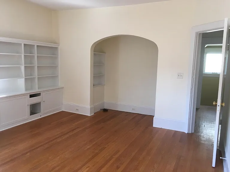 1336 Maple Ave SW #B — Photo 5