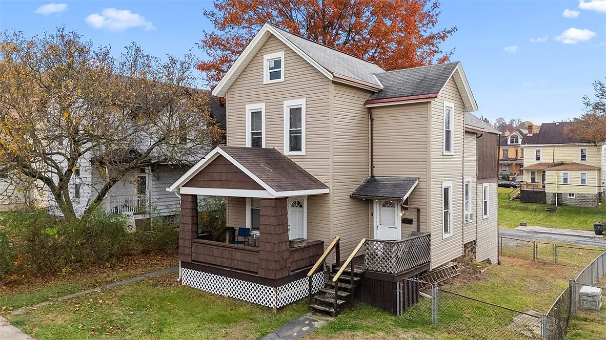 68 Haldane St photo 1