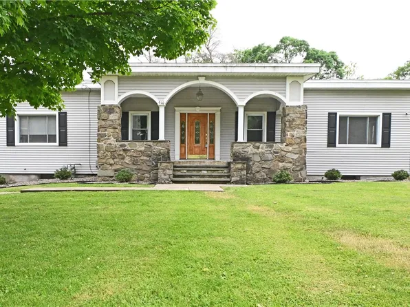 910 Sing Sing Rd, Horseheads, NY 14845