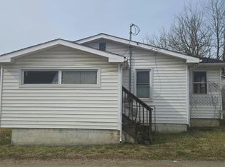 32 Childers Ln, Jackson, KY 41339