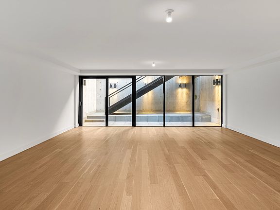 2nd image of 119 Leroy St #Townhouse