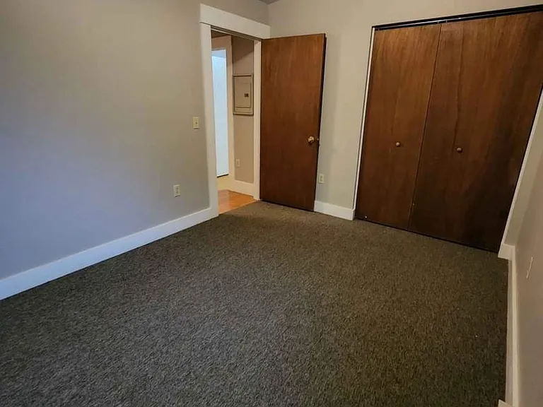 E238 Cleveland St #3 — Photo 9